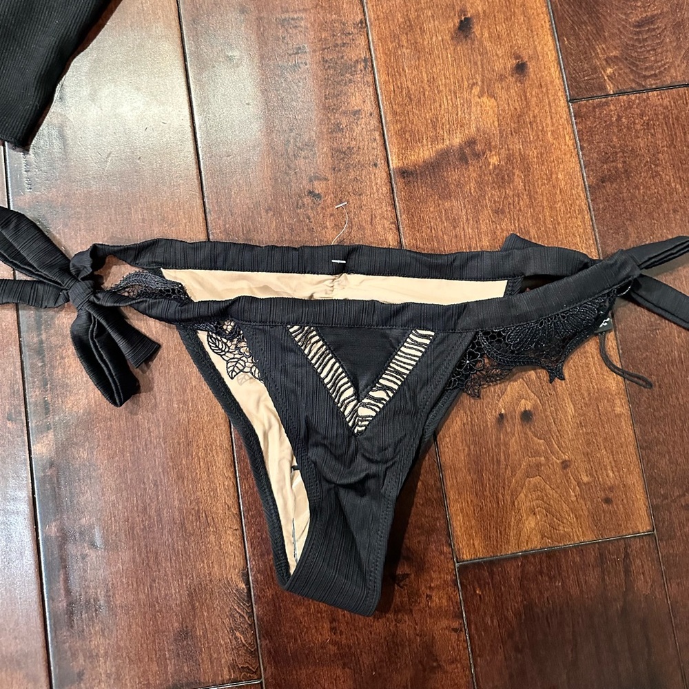 For love and lemons swim